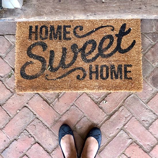 CAH__0000_entrance-home-sweet-home-doormat-at-hone-real-2022-05-19-08-07-11-utc